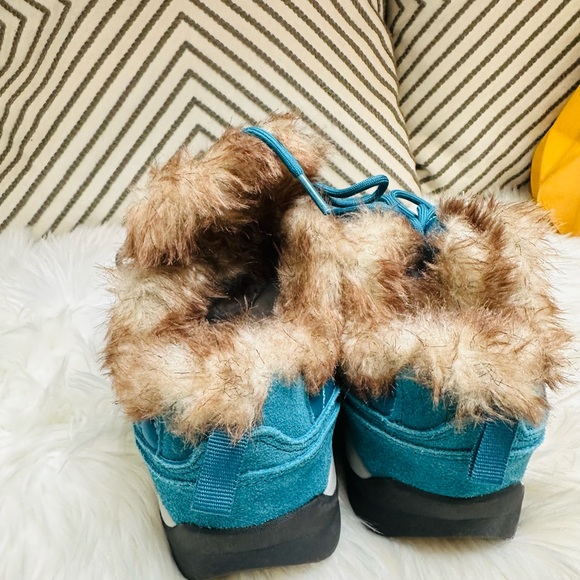 Lands’ End Blue Ankle Winter Boots with Faux fur Size7.5B - Picture 4 of 10